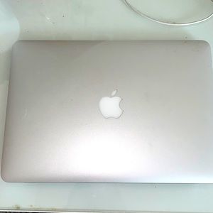MacBook Air (2019)